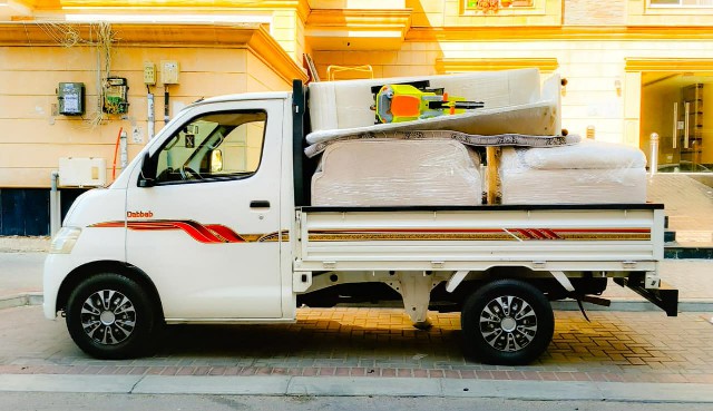 خدمات النقل بالدباب والشاحنة المفتوحة